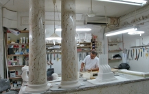 Manufacture of scagliola columns