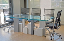 Τραπέζι συνεδριάσεων City με βάση από γυψομάρμαρο (scagliola)